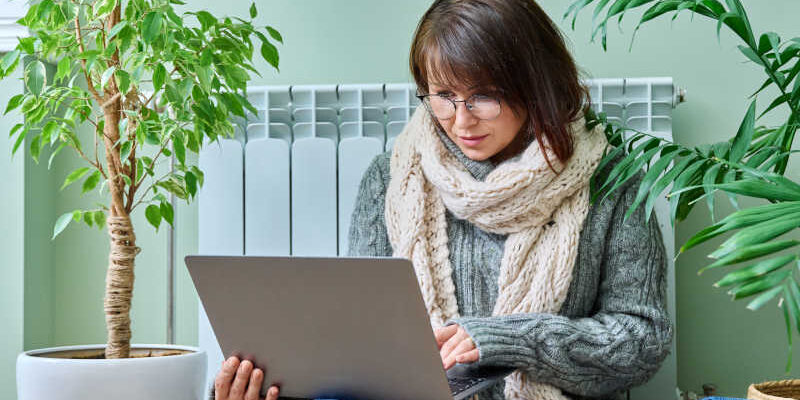 Understanding Heat Pumps and Furnaces. Which is Right for You? Understanding Heat Pumps and Furnaces. Which is Right for You?